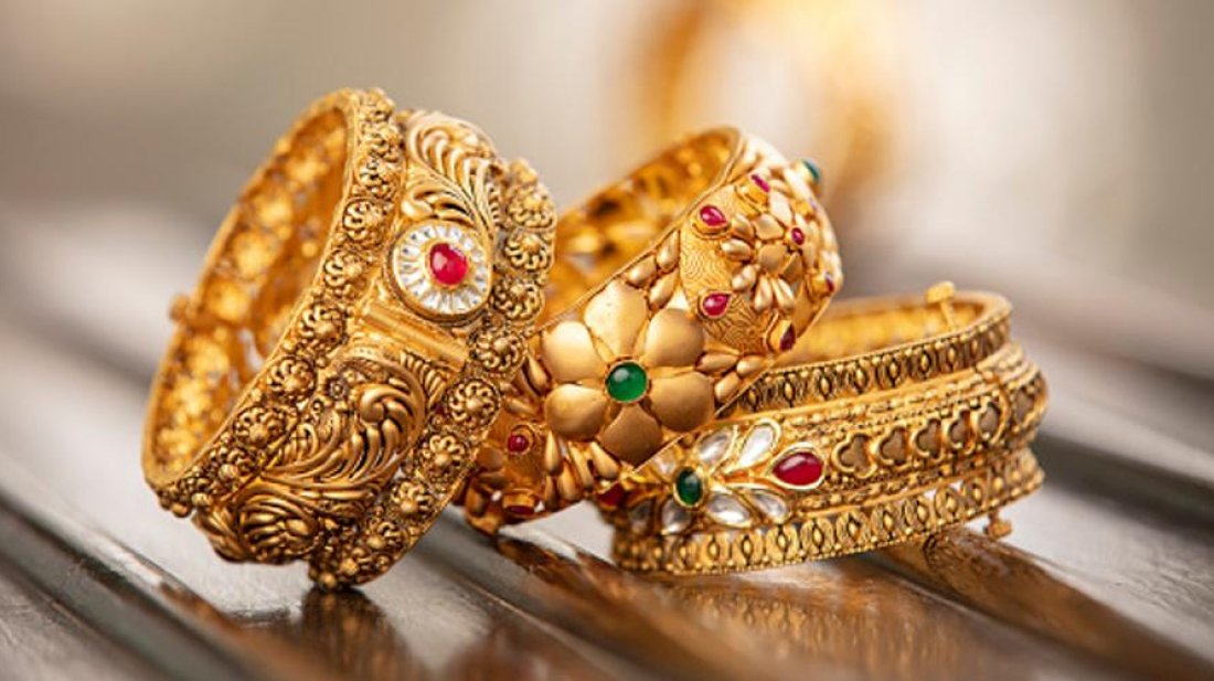 দেশের বাজারে আবারও স্বর্ণের দাম কমল