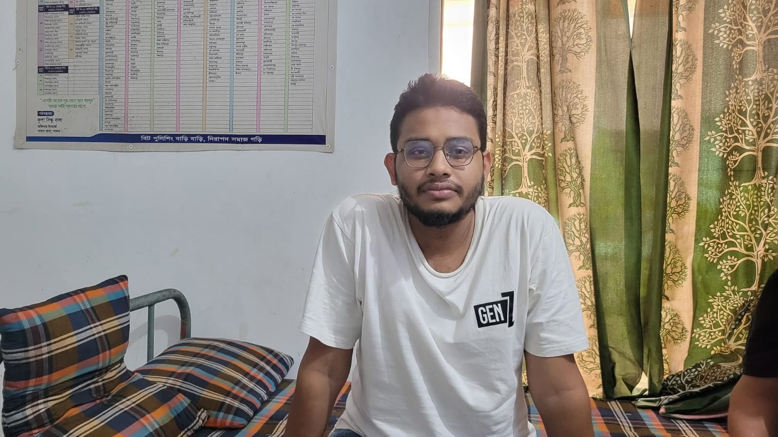 দৈনিক পাবনার আলো কার্যালয়ে হামলা ও ভাংচুর