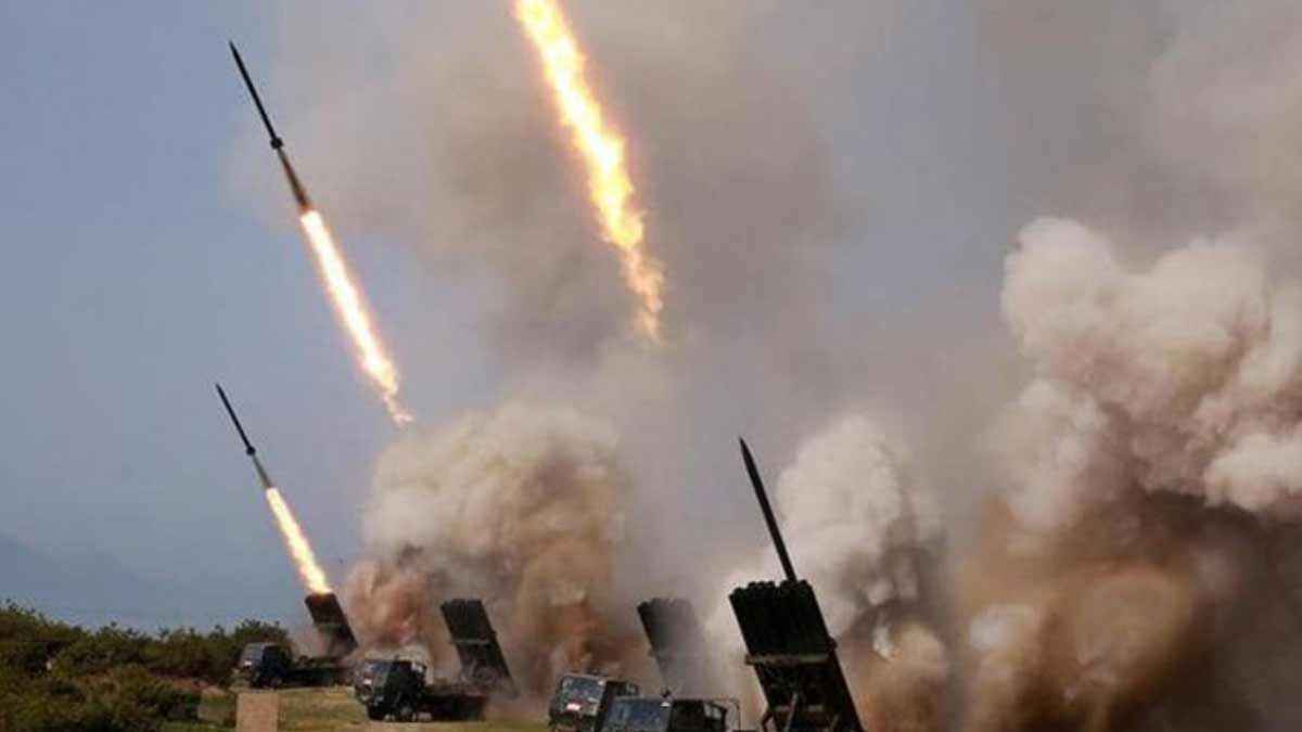 মধ্যপ্রাচ্যে যুদ্ধের আগুন! ইসরাইল লক্ষ্য করে ইরানের ভয়ংকর ক্ষেপণাস্ত্র হামলা সাইরেনে কেঁপে উঠল দেশ