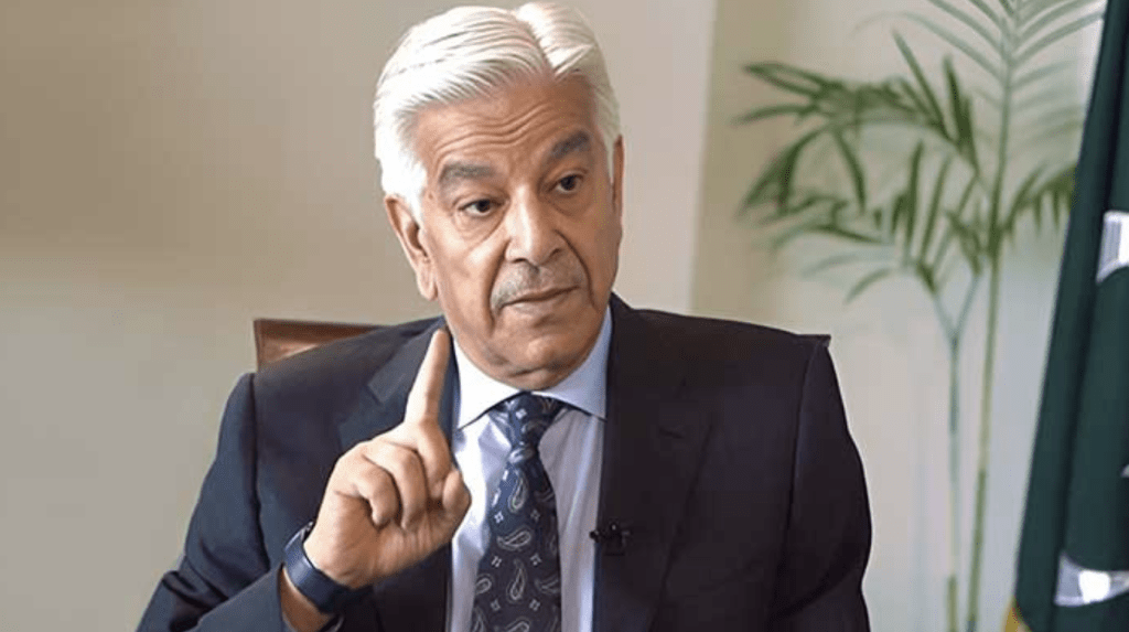 পাকিস্তানে তীব্র প্রতিক্রিয়া: ইরান ইস্যুতে খাজা আসিফের বিস্ফোরক মন্তব্য দেশজুড়ে বিক্ষোভে নিহত ২০